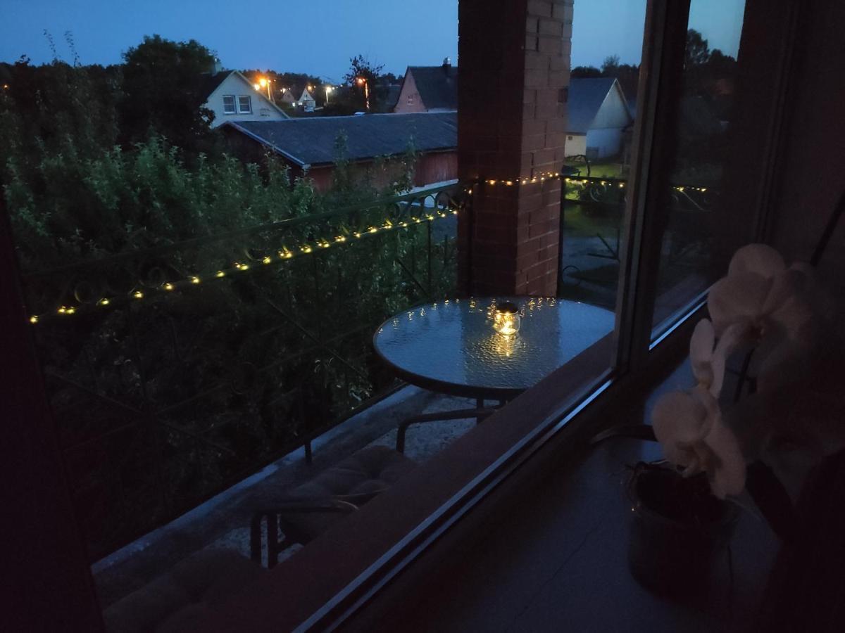 Spacious & Cozy Apartment With Forest View Zapyskis Zewnętrze zdjęcie